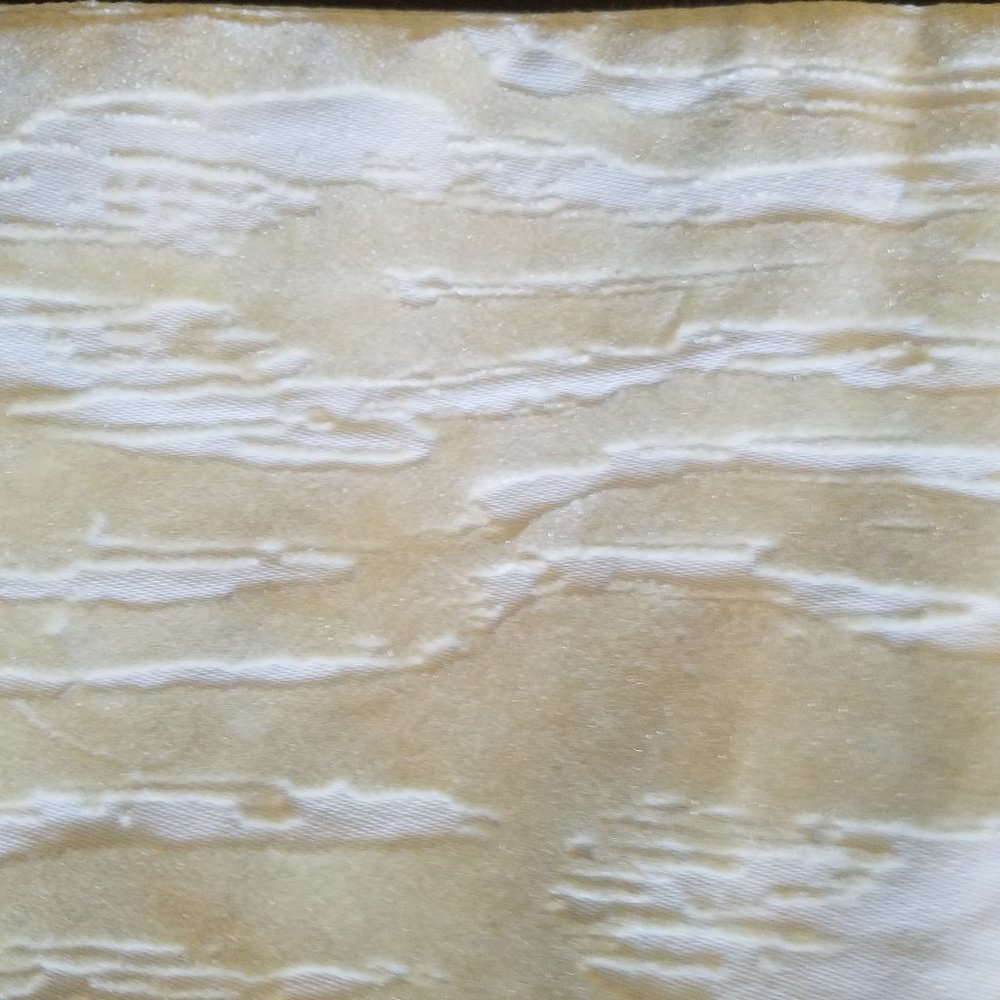 NEW Threshold Holiday Table Runner - Picture 3 of 5